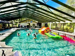 vacation home near disney with swimming pool